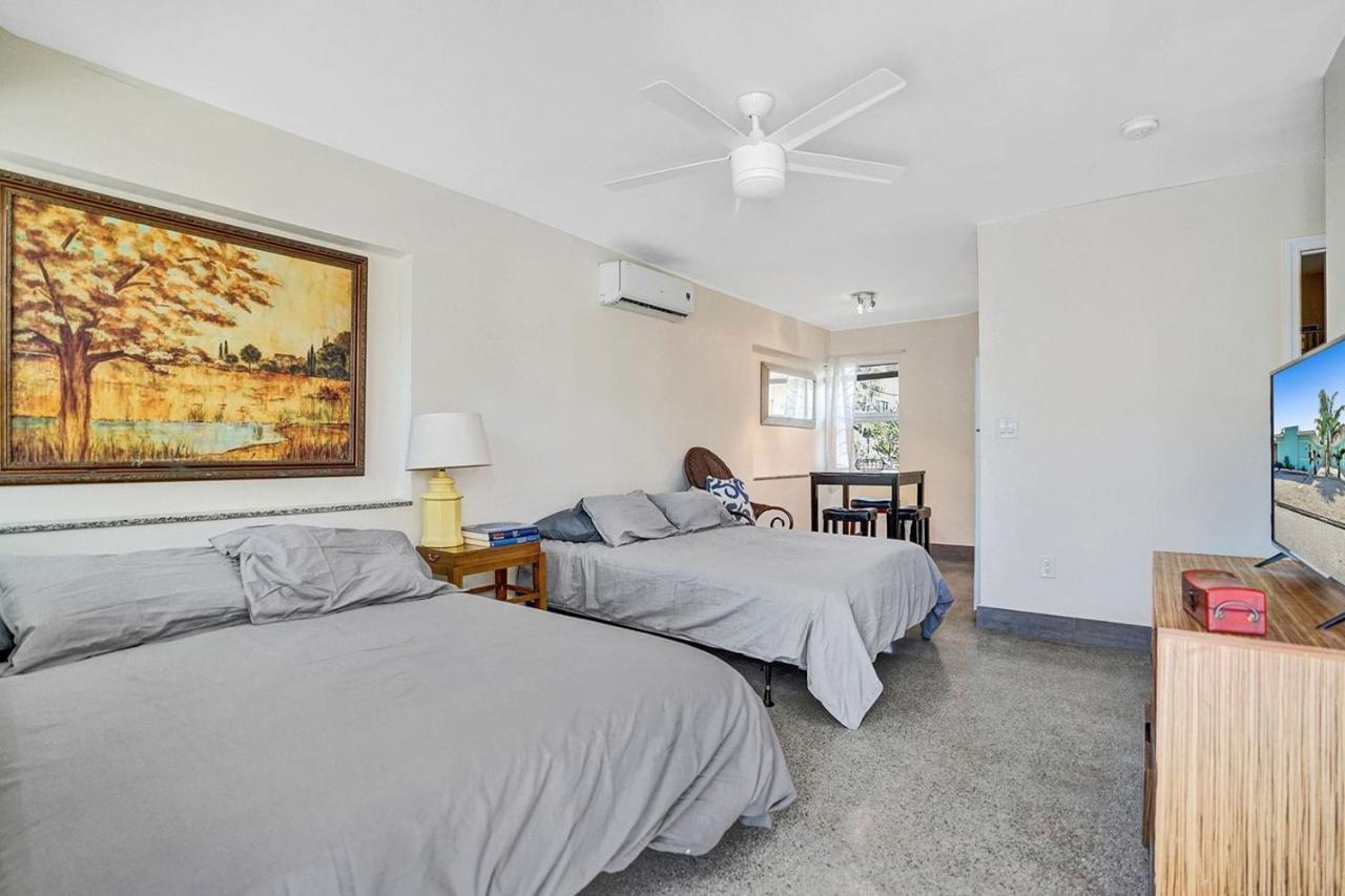 Downtown Hollywood Holiday Retreat Dania Beach Apartment Luaran gambar